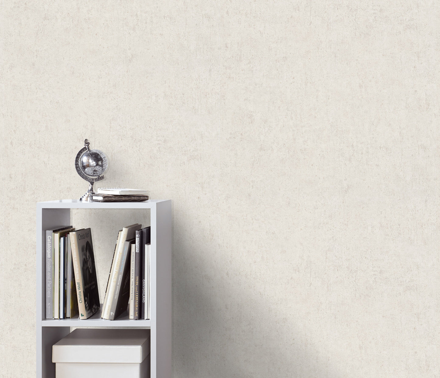 Beige Uni - ER14-0418 - Image2 - Play of Light - 1041814