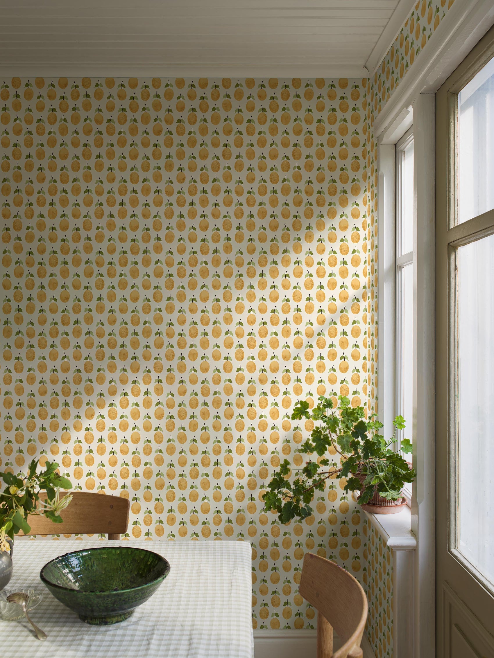 Geel Botanisch - BS75-0119 - Image3 - Scandinavian Designers - 1975