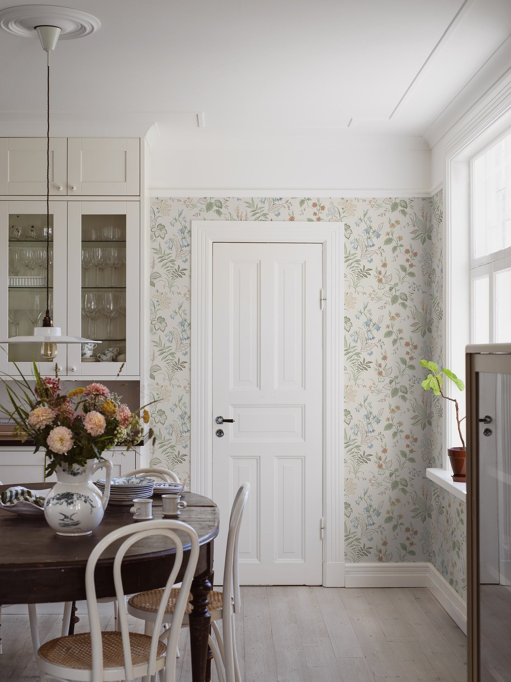 Wit Botanisch - BS61-0132 - Image3 - Timeless Traditions - 3261