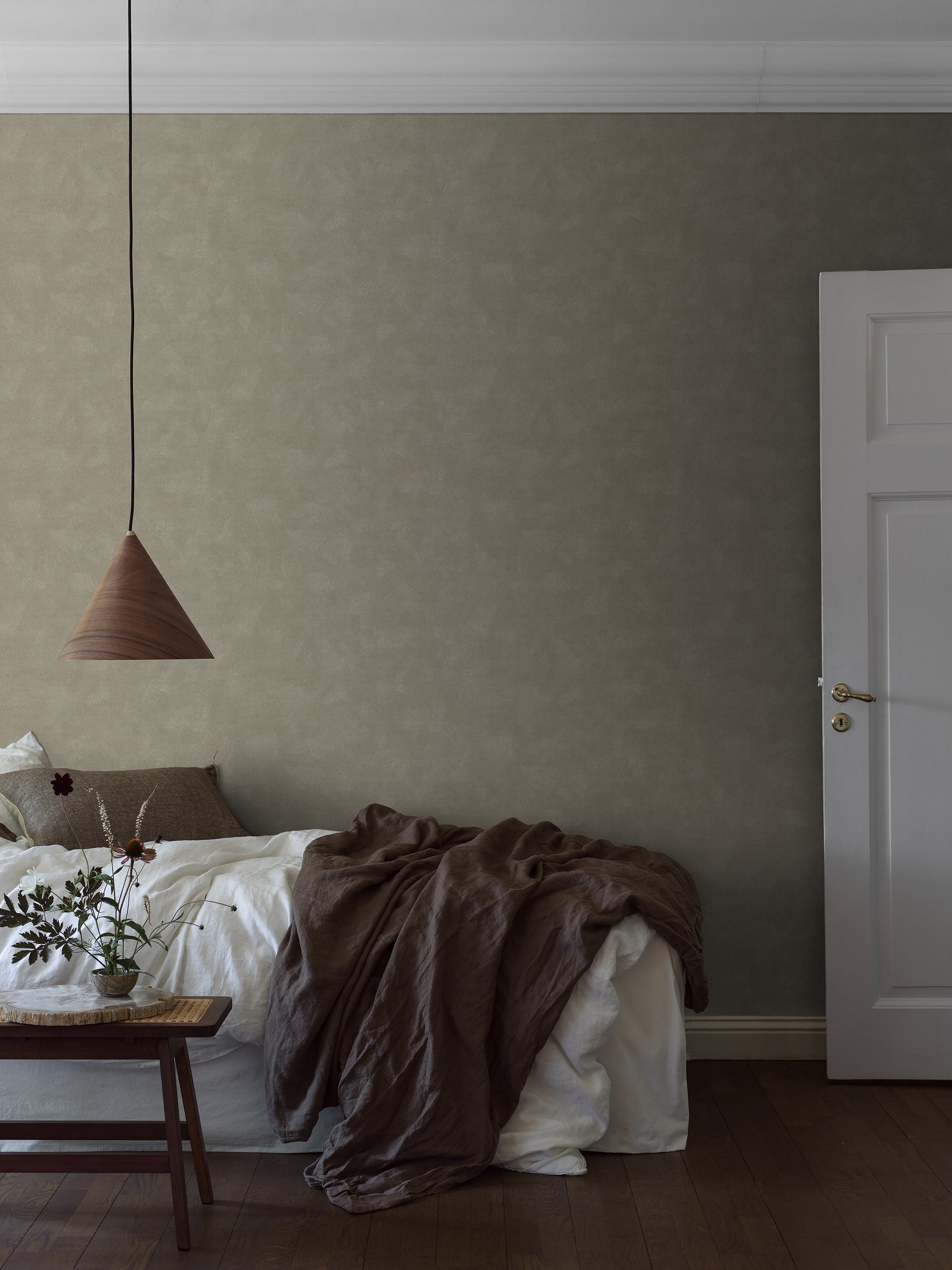 Taupe Modern - BS72-0150 - Image2 - Chalk - 5072