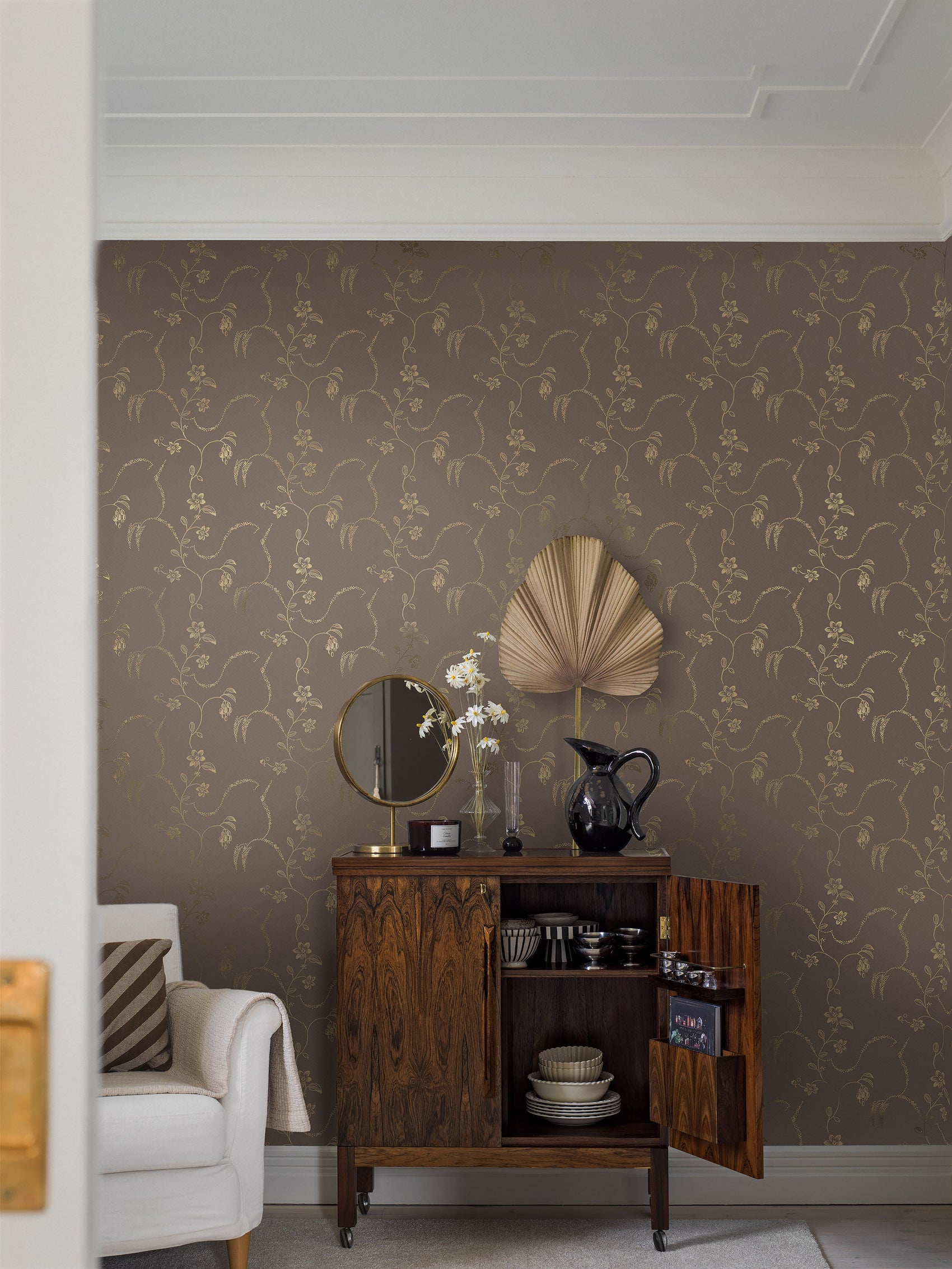 Bruin Bloemen - BS15-0155 - Image2 - Swedish Grace - 5515