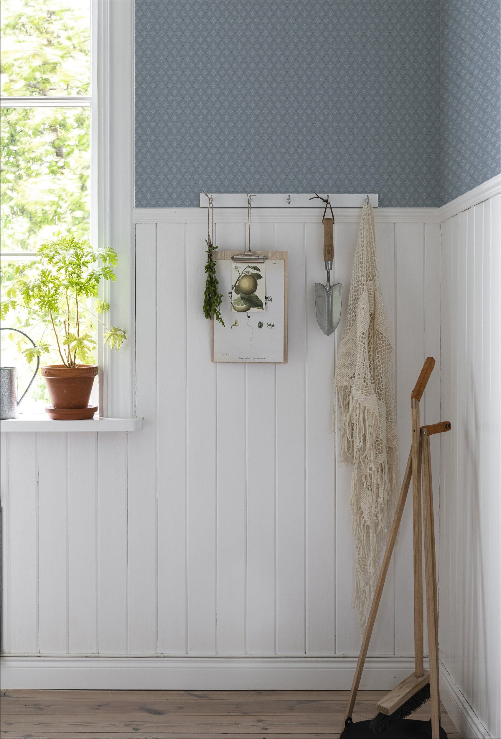 Blauw Klassiek - DU04-0680 - Image2 - Blommor & Blad - 680-04